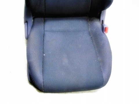 FOTEL PASAŻERA PRAWY TOYOTA CELICA VII T23 FOTEL PASAŻERA PRAWY TOYOTA CELICA VII T23
