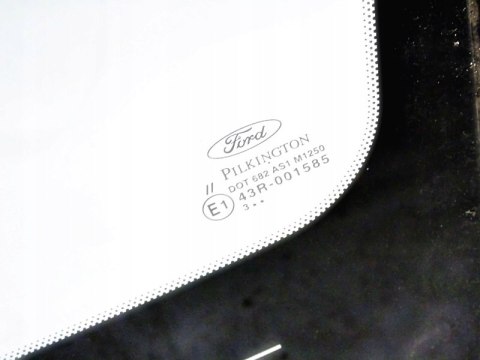 SZYBA PRZÓD CZOŁOWA FORD FIESTA MK6 5D SZYBA PRZÓD CZOŁOWA FORD FIESTA MK6 5D