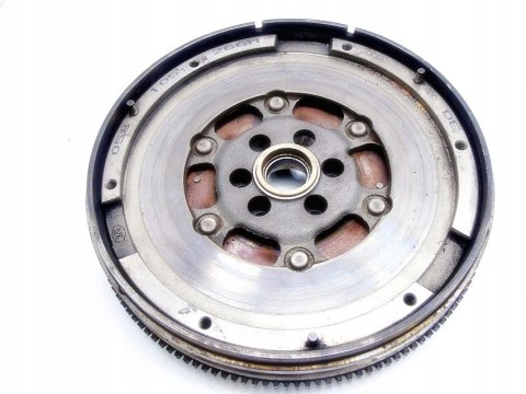 KOŁO ZAMACHOWE DWUMASOWE 1.6 8V PASSAT B5 AUDI A4 KOŁO ZAMACHOWE DWUMASOWE 1.6 8V PASSAT B5 AUDI A4