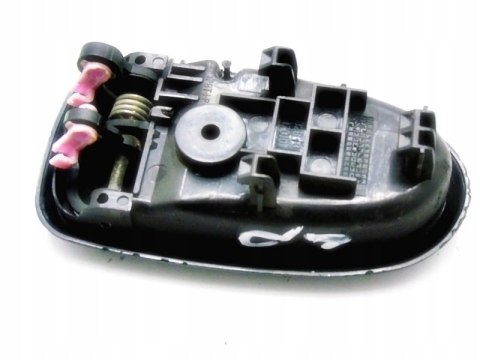 KLAMKA WEWNĘTRZNA LEWY PRZÓD HYUNDAI MATRIX 1.6 KLAMKA WEWNĘTRZNA LEWY PRZÓD HYUNDAI MATRIX 1.6