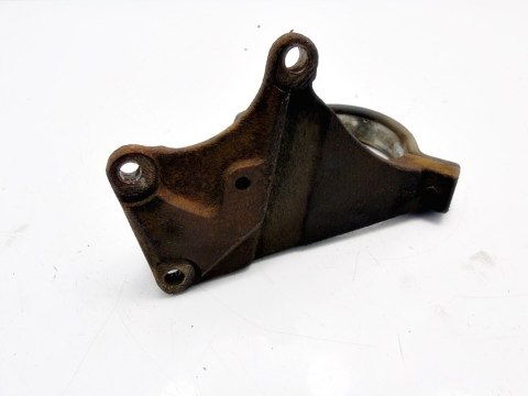 OBEJMA ŁOŻYSKA PÓŁOSI 1.3 8V FORD FIESTA V KA OBEJMA ŁOŻYSKA PÓŁOSI 1.3 8V FORD FIESTA V KA
