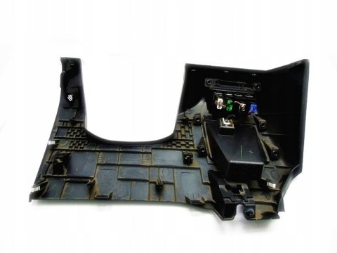 PANEL MASKOWNICA DESKI MAZDA 3 HB 5D PANEL MASKOWNICA DESKI MAZDA 3 HB 5D