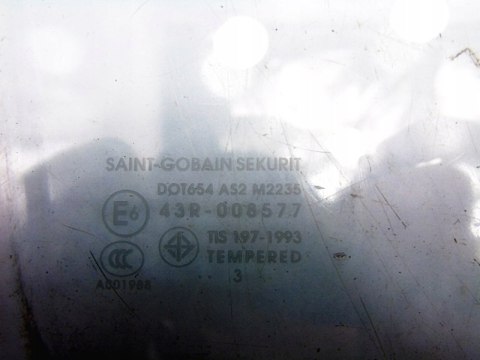 SZYBA DRZWI PRAWY TYŁ MAZDA 3 HB 5D 03-09r SZYBA DRZWI PRAWY TYŁ MAZDA 3 HB 5D 03-09r