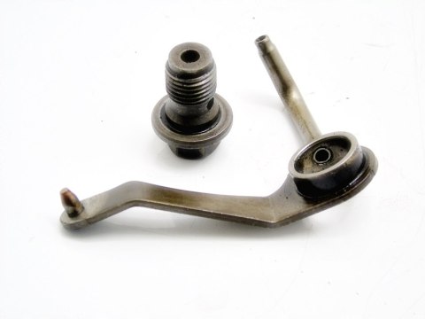 DYSZA OLEJU BLOKU 2.5 3.0 D4D LAND CRUISER HILUX DYSZA OLEJU BLOKU 2.5 3.0 D4D LAND CRUISER HILUX