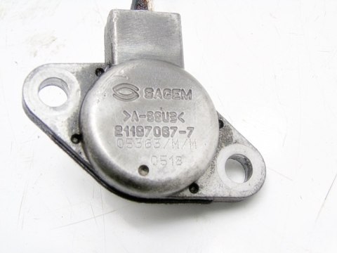 CZUJNIK SKRZYNI 21197067-7 RENAULT PEUGEOT CITROEN CZUJNIK SKRZYNI 21197067-7 RENAULT PEUGEOT CITROEN