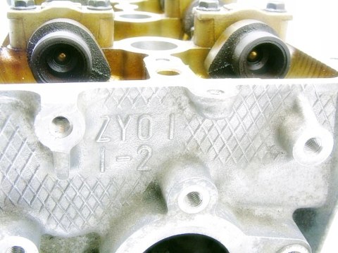GŁOWICA SILNIKA KOMPLETNA 1.6 16V MAZDA 3 GŁOWICA SILNIKA KOMPLETNA 1.6 16V MAZDA 3