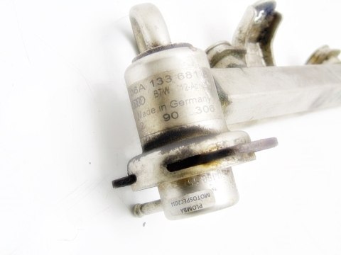 LISTWA PALIWA 1.8 TURBO 20V BORA A3 GOLF OCTAVIA LISTWA PALIWA 1.8 TURBO 20V BORA A3 GOLF OCTAVIA