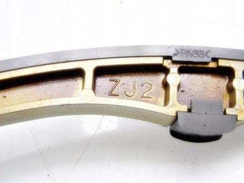 ŚLIZG ŁAŃCUCHA ROZRZĄDU 1.6 16V MAZDA 3 ŚLIZG ŁAŃCUCHA ROZRZĄDU 1.6 16V MAZDA 3