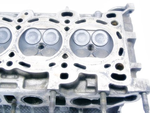 GŁOWICA 1.8 16V MONDEO MK3 MAZDA 6 5 V50 S40 GŁOWICA 1.8 16V MONDEO MK3 MAZDA 6 5 V50 S40