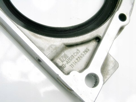 OBUDOWA DEKIEL WAŁU 2.0 D BMW E46 E39 320 520 318 OBUDOWA DEKIEL WAŁU 2.0 D BMW E46 E39 320 520 318