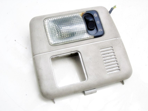 LAMPKA OŚWIETLENIE KABINY PEUGEOT 406 SEDAN LAMPKA OŚWIETLENIE KABINY PEUGEOT 406 SEDAN