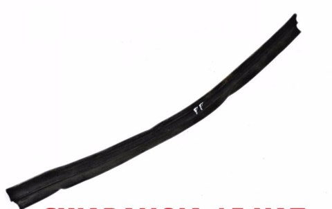 USZCZELKA DRZWI PRAWY PRZÓD FORD FOCUS MK1 KOMBI USZCZELKA DRZWI PRAWY PRZÓD FORD FOCUS MK1 KOMBI