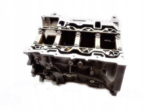 BLOK SILNIKA 1.8 16V MONDEO MK3 MAZDA 6 5 V50 S40 BLOK SILNIKA 1.8 16V MONDEO MK3 MAZDA 6 5 V50 S40
