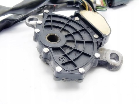 CZUJNIK SKRZYNI 8667365 55-50SN 2.4 D S60 S80 V70 CZUJNIK SKRZYNI 8667365 55-50SN 2.4 D S60 S80 V70