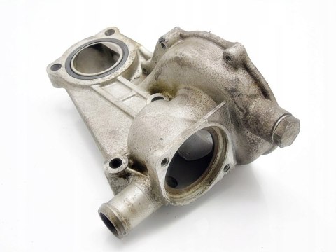 OBUDOWA POMPY WODY 1.8 20V PASSAT AUDI A4 A6 OBUDOWA POMPY WODY 1.8 20V PASSAT AUDI A4 A6