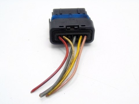 WTYCZKA KOSTKA 206 306 C3 C4 PARTNER 307 NEMO 207 WTYCZKA KOSTKA 206 306 C3 C4 PARTNER 307 NEMO 207