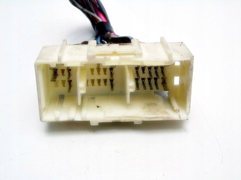 WTYCZKA KOSTKA WTYK MAZDA 3 5 6 MX5 CX7 WTYCZKA KOSTKA WTYK MAZDA 3 5 6 MX5 CX7