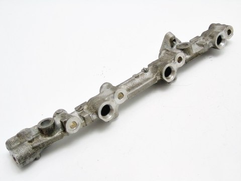 LISTWA WTRYSKOWA 3.0 V6 VVTI GS300 IS300 CROWN LISTWA WTRYSKOWA 3.0 V6 VVTI GS300 IS300 CROWN
