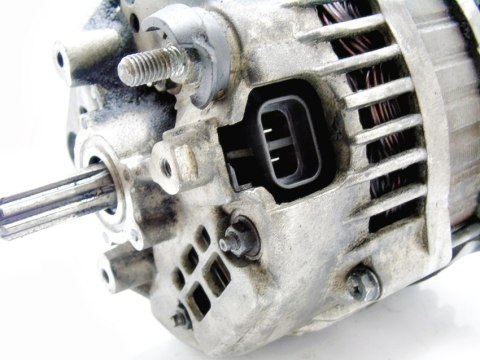 ALTERNATOR 1.7 DTI ASTRA G CORSA C COMBO MERIVA ALTERNATOR 1.7 DTI ASTRA G CORSA C COMBO MERIVA