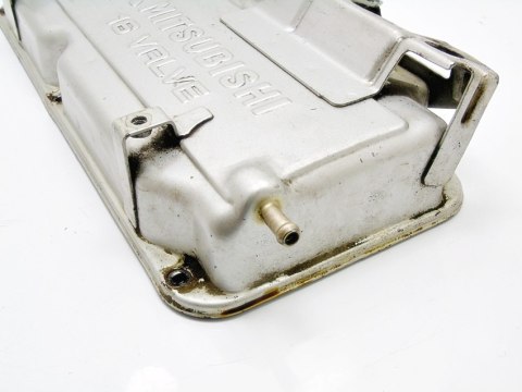 POKRYWA ZAWORÓW DEKIEL 1.6 16V CARISMA COLT LANCER POKRYWA ZAWORÓW DEKIEL 1.6 16V CARISMA COLT LANCER