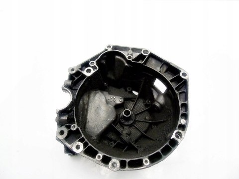 OBUDOWA SKRZYNIA FIAT 1.1 1.2 PUNTO PANDA STILO OBUDOWA SKRZYNIA FIAT 1.1 1.2 PUNTO PANDA STILO