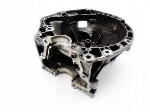 OBUDOWA SKRZYNIA FIAT 1.1 1.2 PUNTO PANDA STILO OBUDOWA SKRZYNIA FIAT 1.1 1.2 PUNTO PANDA STILO