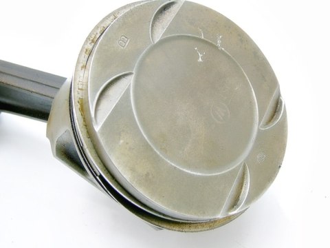 TŁOK KORBOWÓD 1.8 16V XSARA 406 306 XANTIA ZX TŁOK KORBOWÓD 1.8 16V XSARA 406 306 XANTIA ZX
