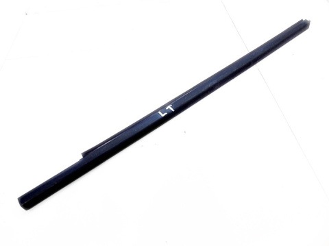 LISTWA PARAPET DRZWI LEWY TYŁ MERCEDES W202 KOMB LISTWA PARAPET DRZWI LEWY TYŁ MERCEDES W202 KOMB
