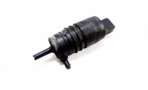 POMPKA SPRYSKIWACZY VW PASSAT B5 96-00 POMPKA SPRYSKIWACZY VW PASSAT B5 96-00