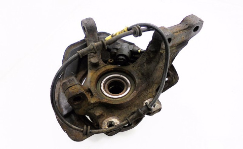 ZWROTNICA PIASTA LEWY PRZÓD OPEL VECTRA B 1.8 ZWROTNICA PIASTA LEWY PRZÓD OPEL VECTRA B 1.8