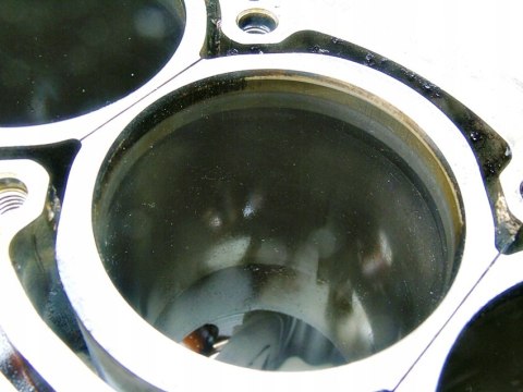 BLOK SILNIKA ARM 1.6 8V PASSAT B5 AUDI A4 BLOK SILNIKA ARM 1.6 8V PASSAT B5 AUDI A4