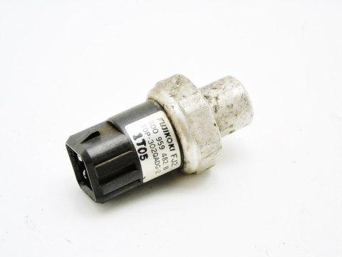 CZUJNIK KLIMATYZACJI 1.6 8V PASSAT B5 AUDI A4 CZUJNIK KLIMATYZACJI 1.6 8V PASSAT B5 AUDI A4