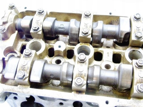 GŁOWICA 051103373A 2.0 16V PASSAT CORRADO 88-97 9A GŁOWICA 051103373A 2.0 16V PASSAT CORRADO 88-97 9A