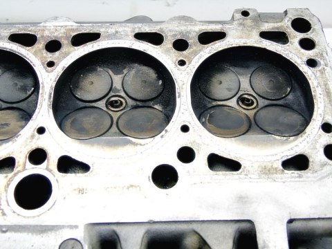 GŁOWICA 051103373A 2.0 16V PASSAT CORRADO 88-97 9A GŁOWICA 051103373A 2.0 16V PASSAT CORRADO 88-97 9A