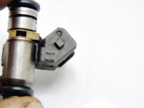 WTRYSKIWACZ 1.4 1.6 16V MEGANE CLIO SCENIC MODUS WTRYSKIWACZ 1.4 1.6 16V MEGANE CLIO SCENIC MODUS
