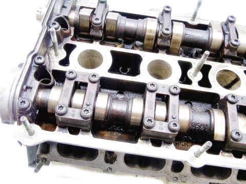 GŁOWICA 058103373A 1.8 T 20V PASSAT AUDI A4 A6 GŁOWICA 058103373A 1.8 T 20V PASSAT AUDI A4 A6