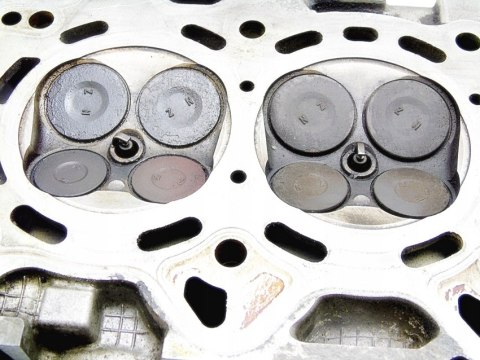 GŁOWICA WAŁKI 1.3 16V VVTI YARIS COROLLA VERSO GŁOWICA WAŁKI 1.3 16V VVTI YARIS COROLLA VERSO