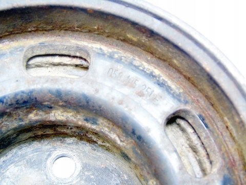 KOŁO PASOWE WAŁU 1.8 T 20V TURBO PASSAT AUDI A4 A6 KOŁO PASOWE WAŁU 1.8 T 20V TURBO PASSAT AUDI A4 A6
