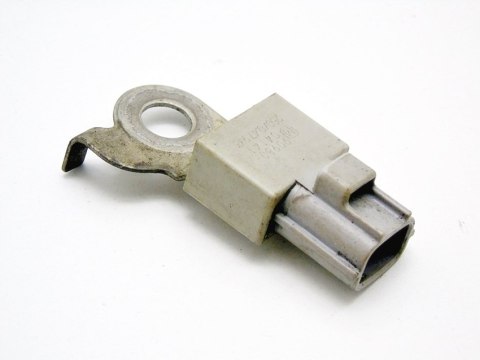 KONDENSATOR CZUJNIK MASY 1.3 16V VVTI YARIS VERSO KONDENSATOR CZUJNIK MASY 1.3 16V VVTI YARIS VERSO