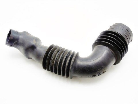 RURA FILTRA POWIETRZA 1.3 16V VVTI YARIS VERSO RURA FILTRA POWIETRZA 1.3 16V VVTI YARIS VERSO