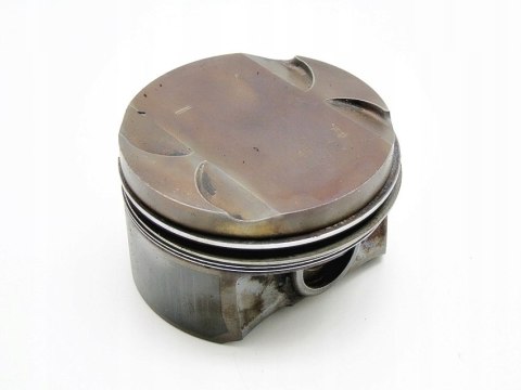 TŁOK 84L52 2.5 24V BMW E36 E39 E46 523 323 TŁOK 84L52 2.5 24V BMW E36 E39 E46 523 323