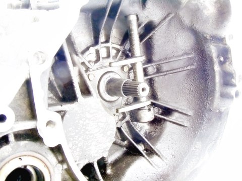 SKRZYNIA BIEGÓW L1 ELANTRA CARENS CERATO 2.0 CRDI SKRZYNIA BIEGÓW L1 ELANTRA CARENS CERATO 2.0 CRDI