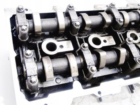 GŁOWICA KOMPLETNA 2.7 CRD CDI GRAND CHEROKEE II GŁOWICA KOMPLETNA 2.7 CRD CDI GRAND CHEROKEE II