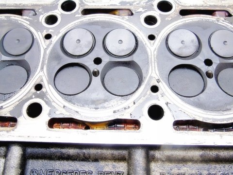 GŁOWICA KOMPLETNA 2.7 CRD CDI GRAND CHEROKEE II GŁOWICA KOMPLETNA 2.7 CRD CDI GRAND CHEROKEE II