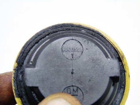 KOREK WLEWU OLEJU 1.0 12V CORSA C D AGILA WAGON R KOREK WLEWU OLEJU 1.0 12V CORSA C D AGILA WAGON R