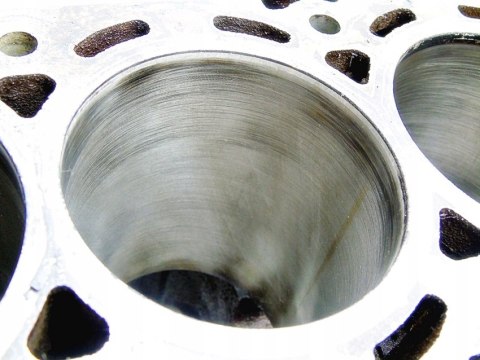 BLOK SILNIKA 2.0 16V MONDEO MK3 CJBB 1S7G6015BT BLOK SILNIKA 2.0 16V MONDEO MK3 CJBB 1S7G6015BT