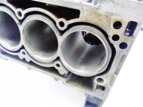 BLOK SILNIKA GOŁY AWY 1.2 6V FABIA POLO 9N BLOK SILNIKA GOŁY AWY 1.2 6V FABIA POLO 9N