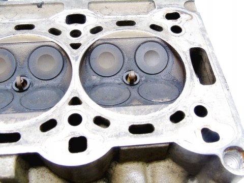 GŁOWICA 55351330 1.0 12V CORSA C D AGILA WAGON R GŁOWICA 55351330 1.0 12V CORSA C D AGILA WAGON R