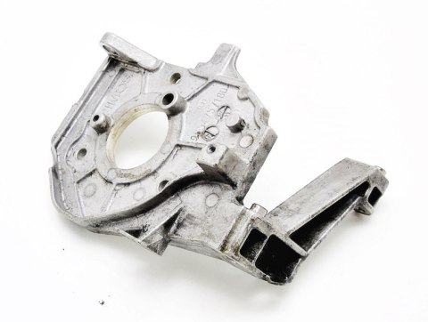 ŁAPA WSPORNIK POMPY 1.4 HDI 206 C2 C3 307 207 1007 ŁAPA WSPORNIK POMPY 1.4 HDI 206 C2 C3 307 207 1007