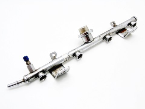 LISTWA WTRYSKOWA 2.0 16V MONDEO V50 S40 MAZDA 6 5 LISTWA WTRYSKOWA 2.0 16V MONDEO V50 S40 MAZDA 6 5